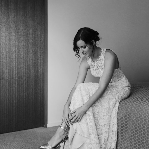 Martina Liana 611 Lace Halter Wedding Dress w/ Open Back! pen to offers! - Picture 2 of 12